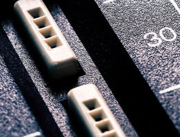 稳定供货的短信轰在线轰炸